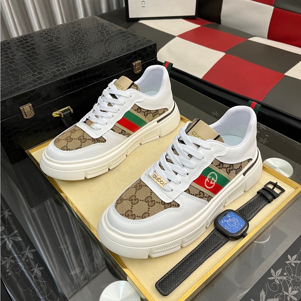 Gucci White and Brown Loafers with Green and Red Accents